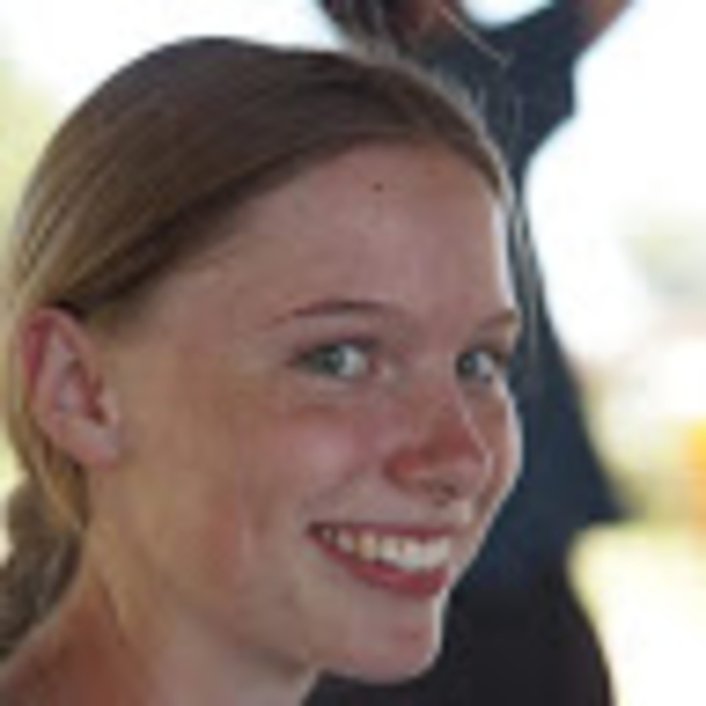 Meet your Posher, Abigail